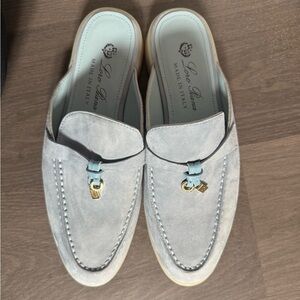 Loafer Slip-On Men’s Suede Loafers in Light Gray